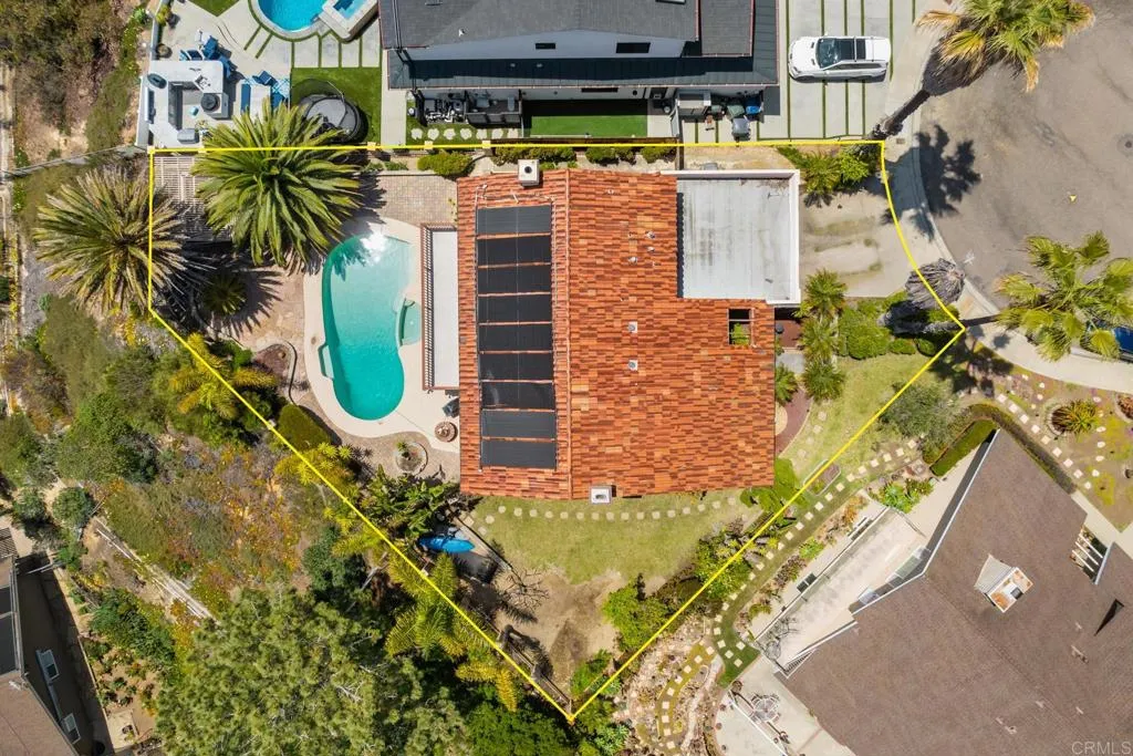 1372 Sea Village Drive