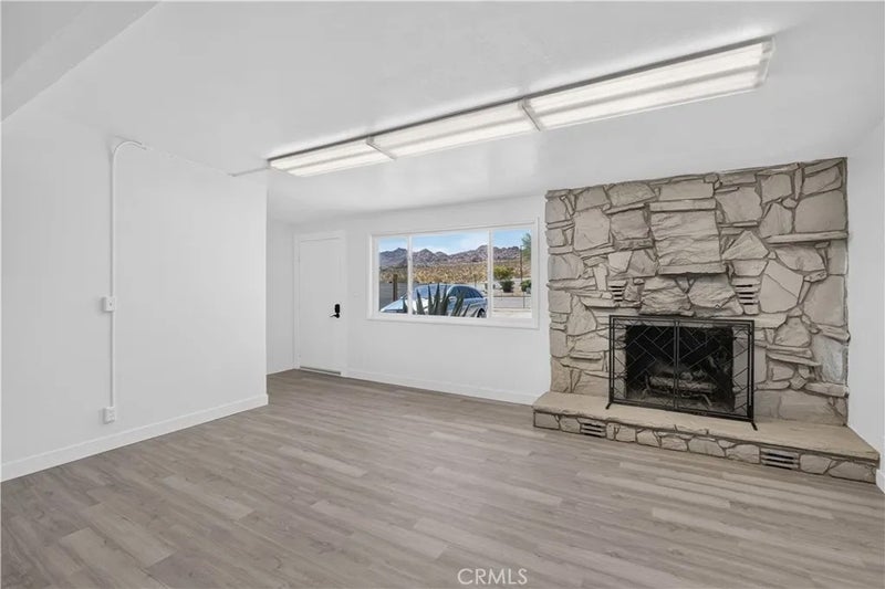 63700 29 Palms