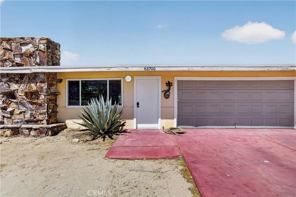 63700 29 Palms
