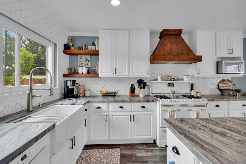 Photo of 7548 Golfcrest Dr, San Diego, CA 92119 (MLS # 260007163)