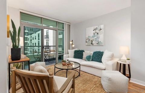 425 W Beech St 613 San Diego CA 92101