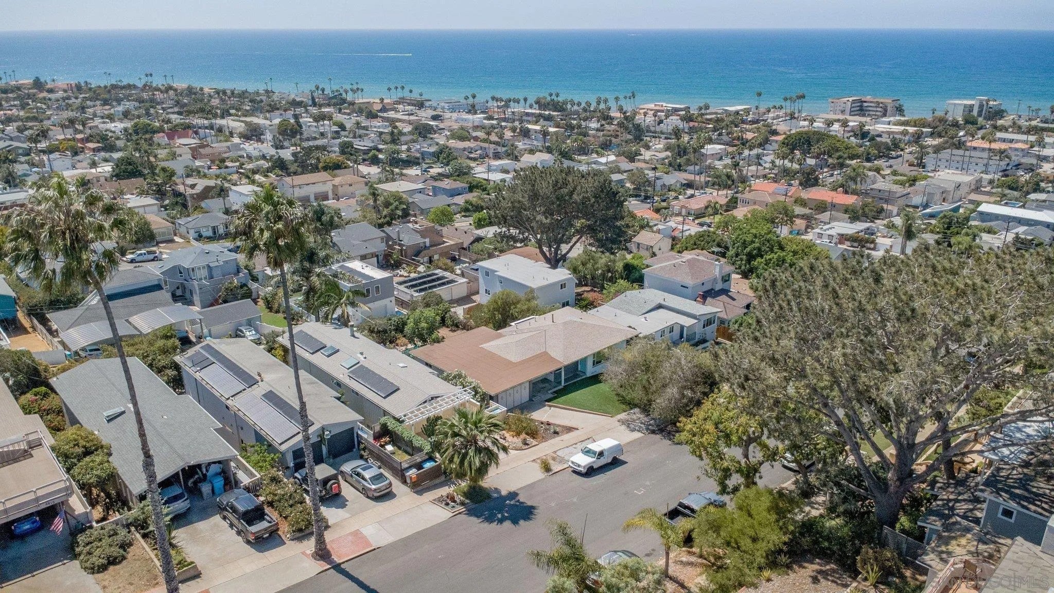 4637 Del Mar