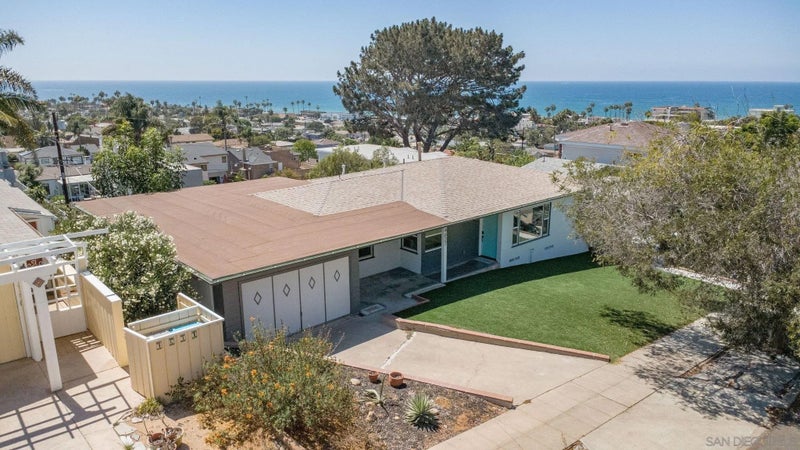 4637 Del Mar