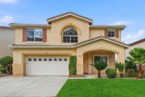 Photo of 5051 Lake Circle Road, Fallbrook, CA 92028 (MLS # NDP2600198)