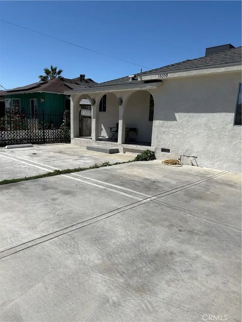 Photo of 10359 Telfair AVE, Pacoima, CA 91331 (MLS # SR26071072)