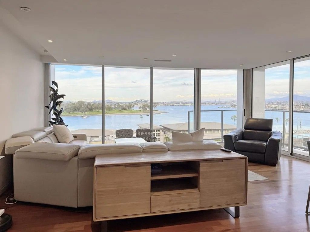 Photo of 1810 Avenida del Mundo #503, Coronado, CA 92118 (MLS # PTP2508606)