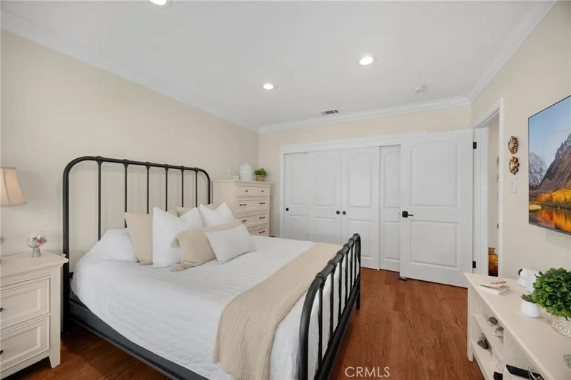 3926 Centralia