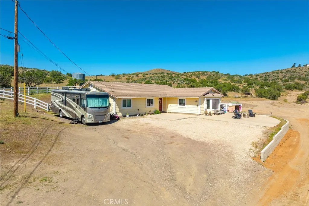 2807 Clanfield