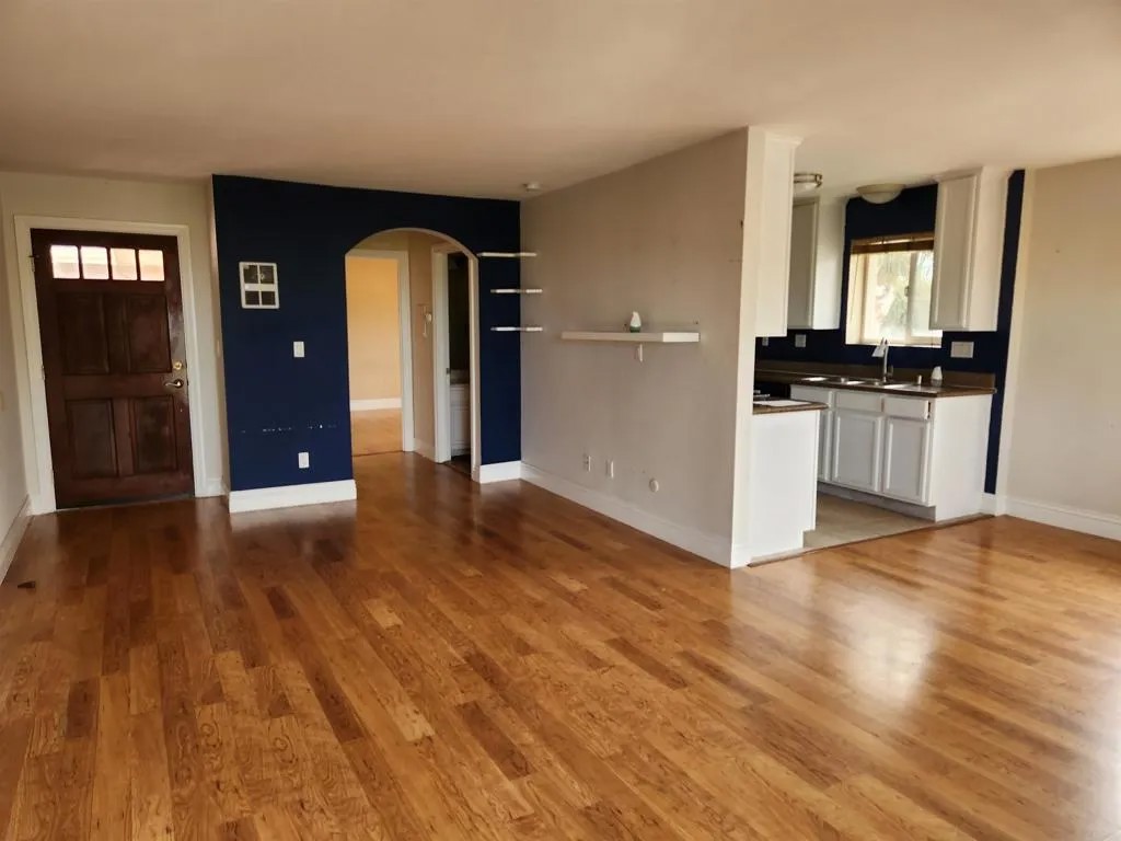 695 Sea Vale Street 205