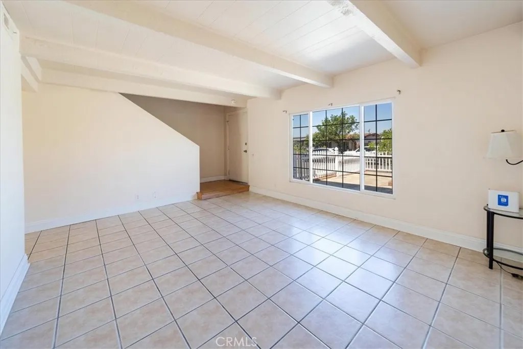 835 Raintree Place