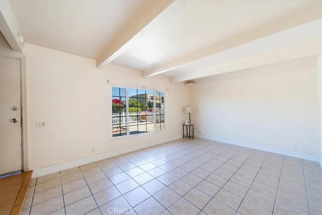 835 Raintree Place