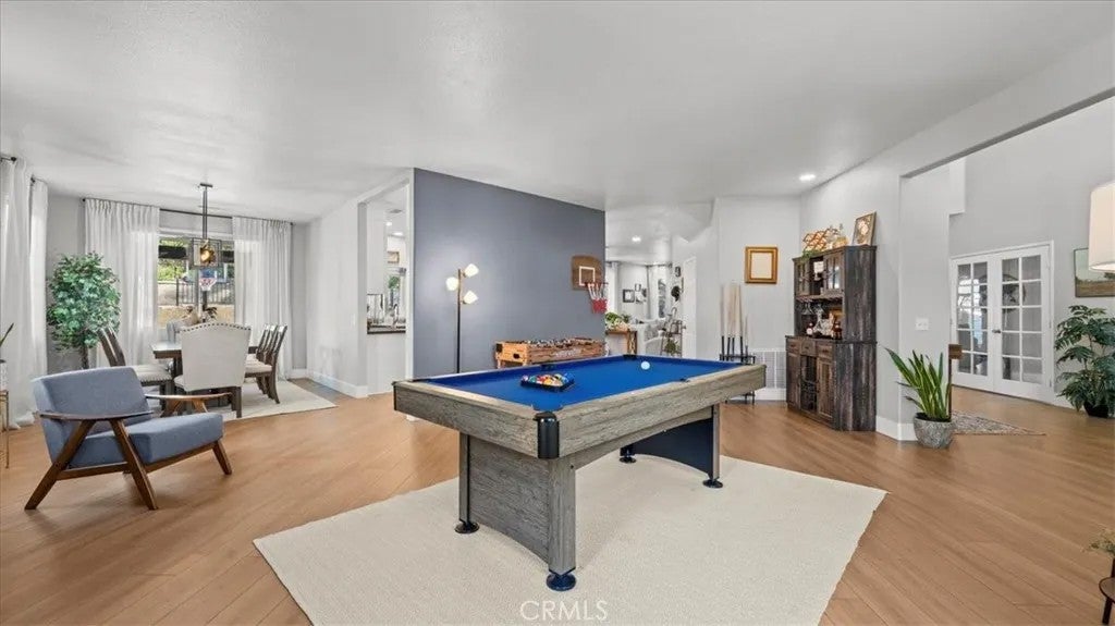 3735 Hilgard