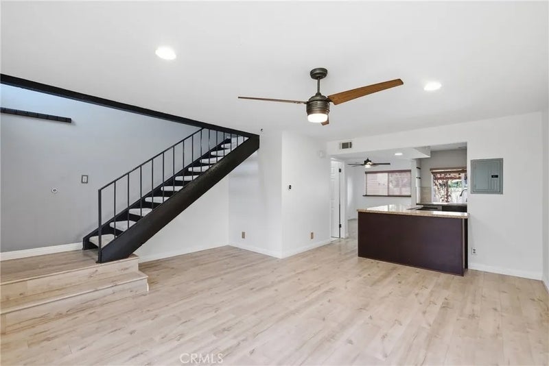 54 Oval Road