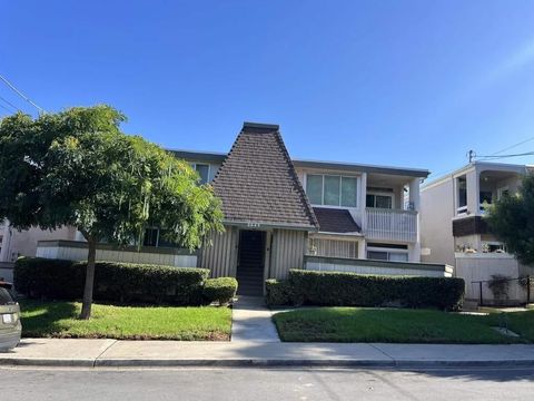 3842 Basilone Street 3 San Diego CA 92110