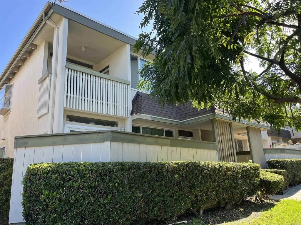 3842 Basilone Street 3