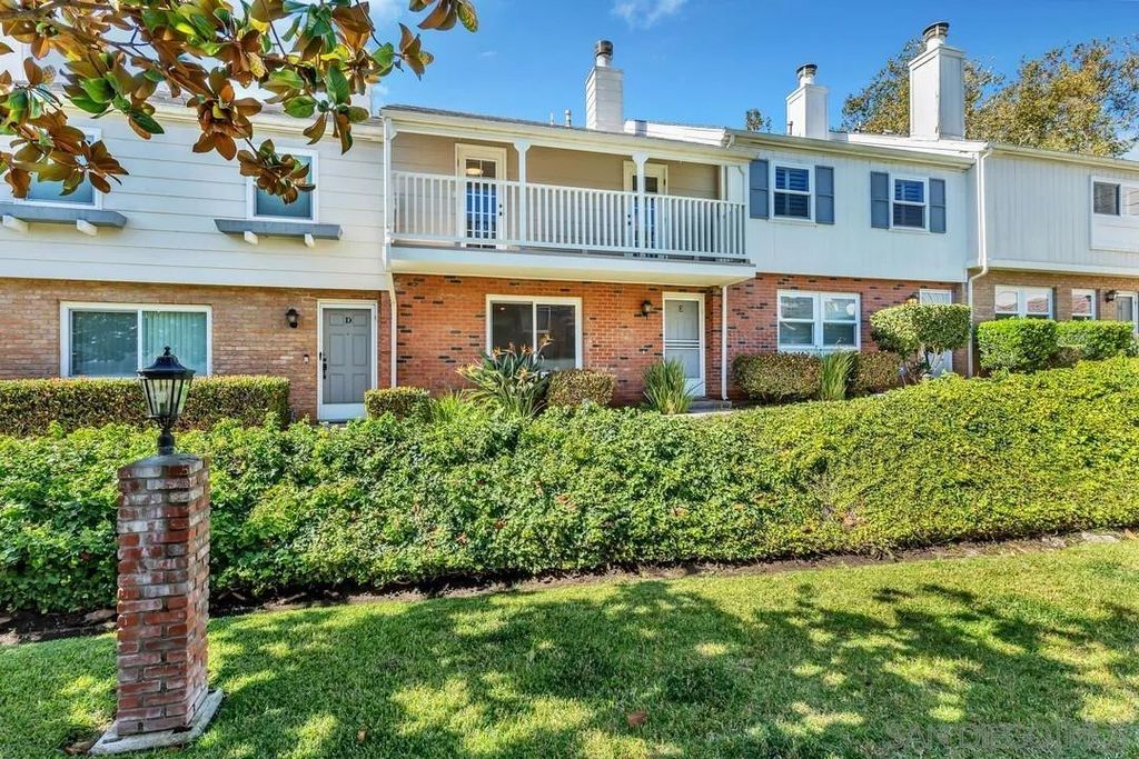 Photo of 827 Del Mar Downs Rd #E, Solana Beach, CA 92075 (MLS # 250042467)