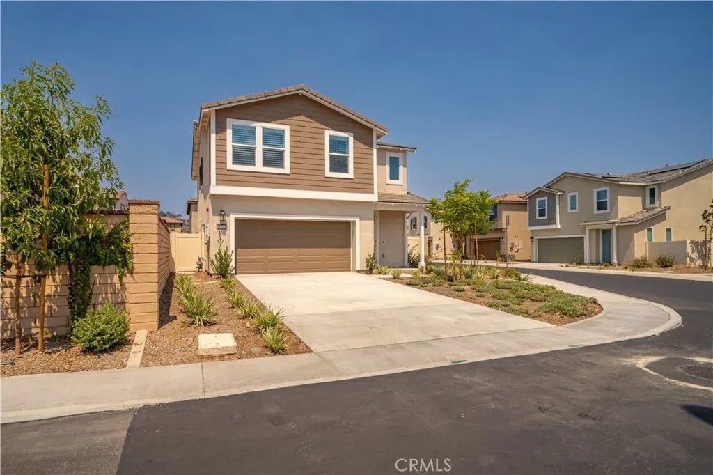 Photo of 30341 Wild Oat Street, Murrieta, CA 92563 (MLS # CV25183423)