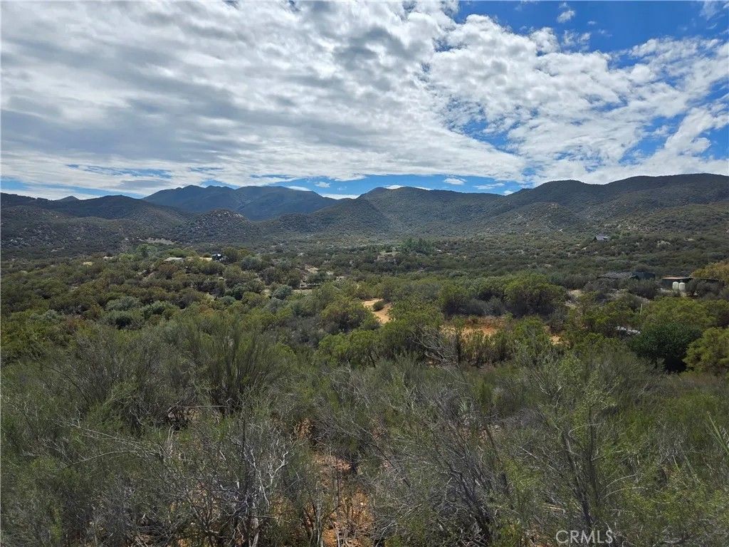 Photo of 59401 Trails End LN, Anza, CA 92539 (MLS # SW25221528)