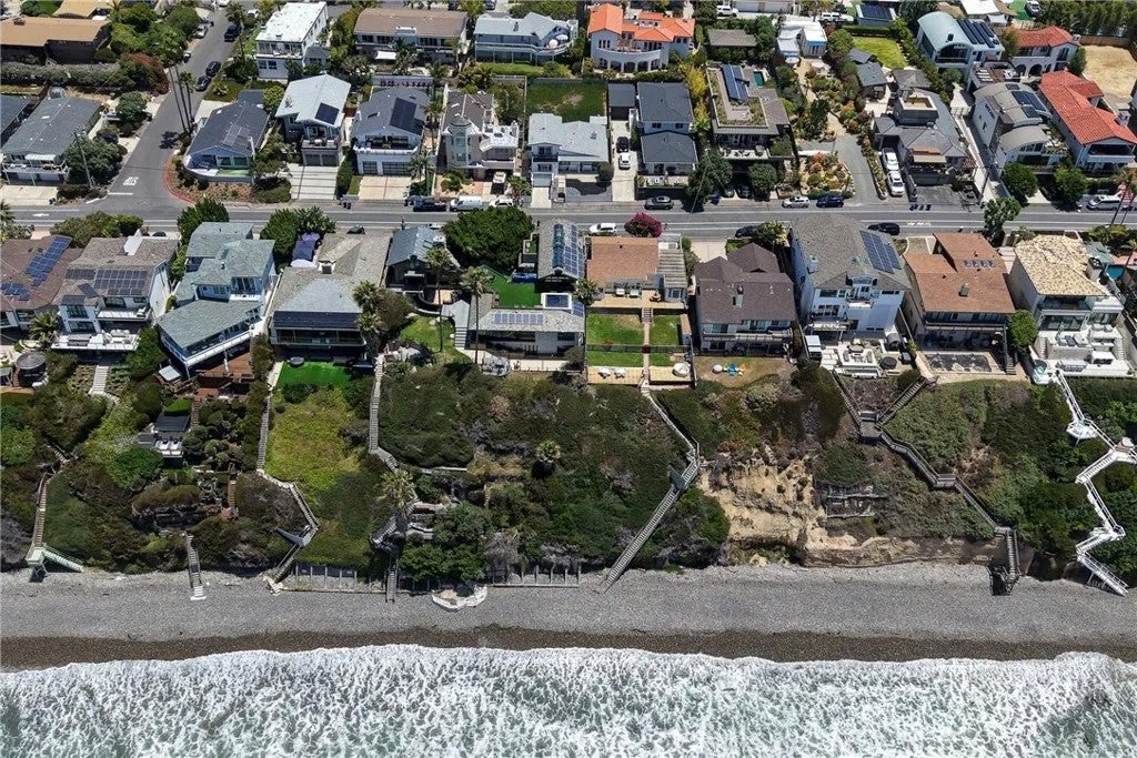 Photo of 1547 Neptune AVE, Encinitas, CA 92024 (MLS # PW26117609)