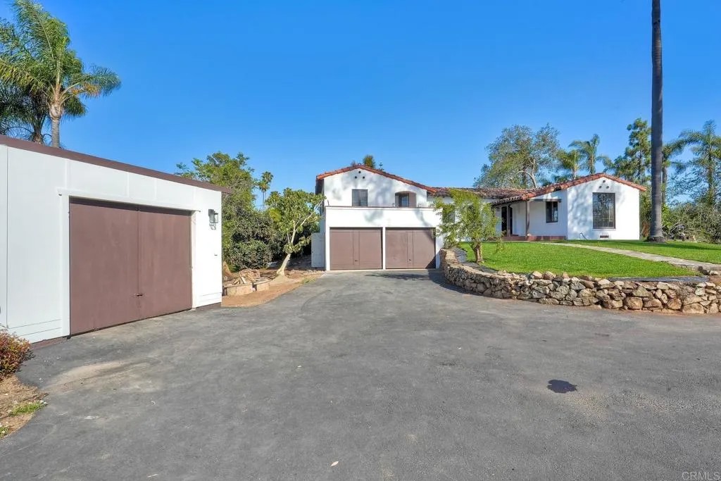 2305 Alta Vista Drive