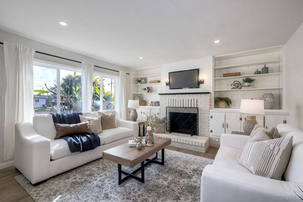 Photo of 926 Aster Ave, El Cajon, CA 92020 (MLS # 260002035)