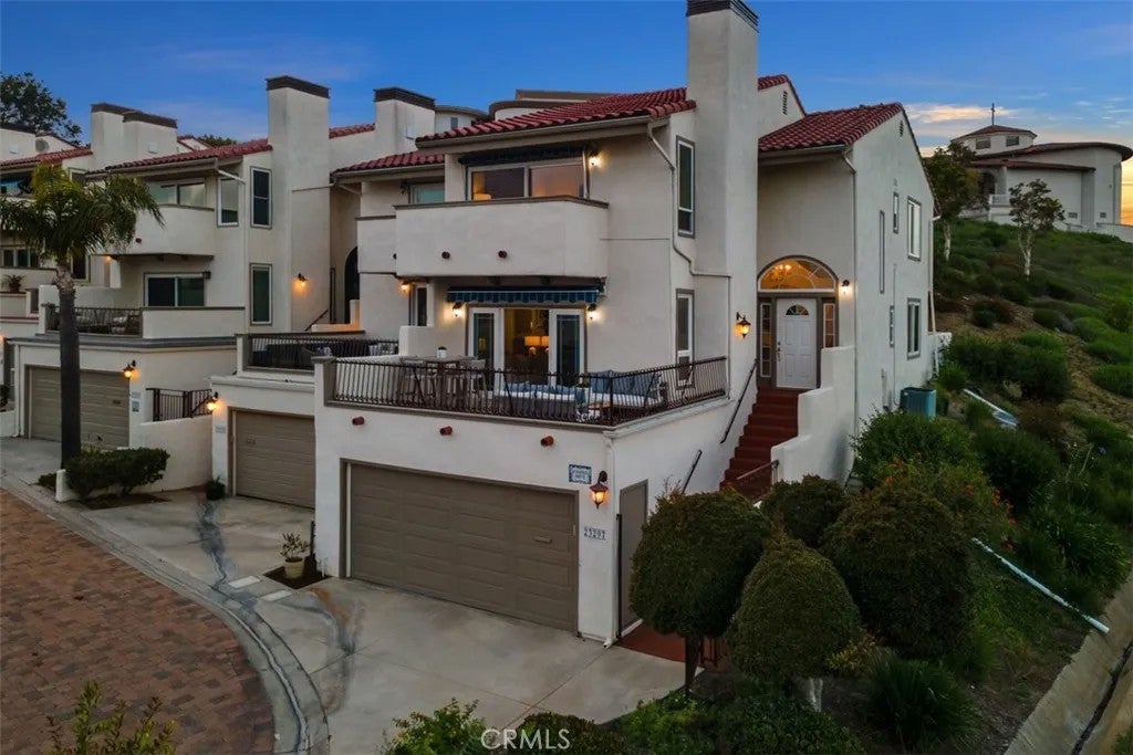 23297 Pompeii Drive