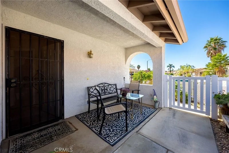 1083 Sombra Way
