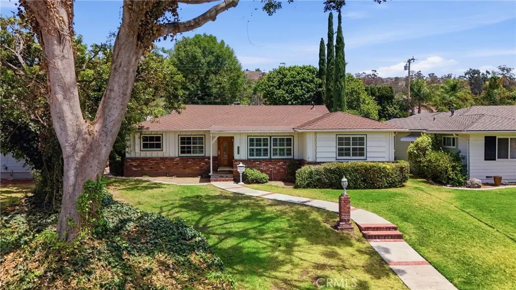 14449 Bronte Drive