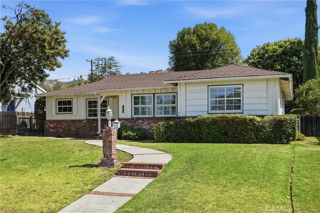 14449 Bronte Drive