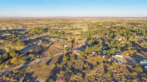 Tiny photo for 3335 E Avenue T8, Palmdale, CA 93550 (MLS # SR25271829)