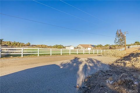 Tiny photo for 3335 E Avenue T8, Palmdale, CA 93550 (MLS # SR25271829)