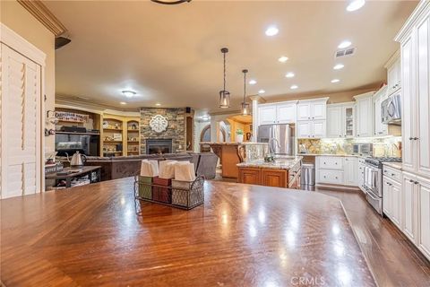 Tiny photo for 3335 E Avenue T8, Palmdale, CA 93550 (MLS # SR25271829)