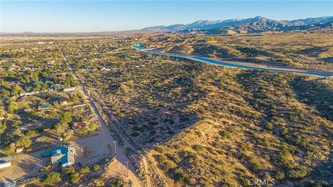 Tiny photo for 3335 E Avenue T8, Palmdale, CA 93550 (MLS # SR25271829)