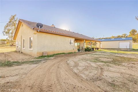 Tiny photo for 3335 E Avenue T8, Palmdale, CA 93550 (MLS # SR25271829)