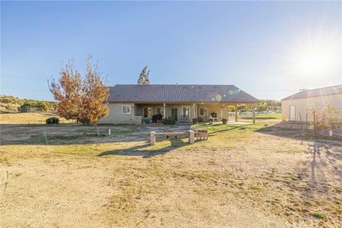 Tiny photo for 3335 E Avenue T8, Palmdale, CA 93550 (MLS # SR25271829)