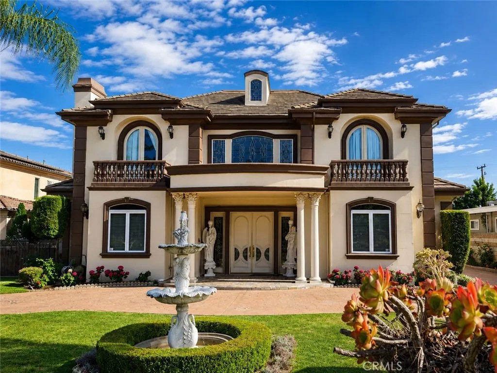 356 W Palm Drive