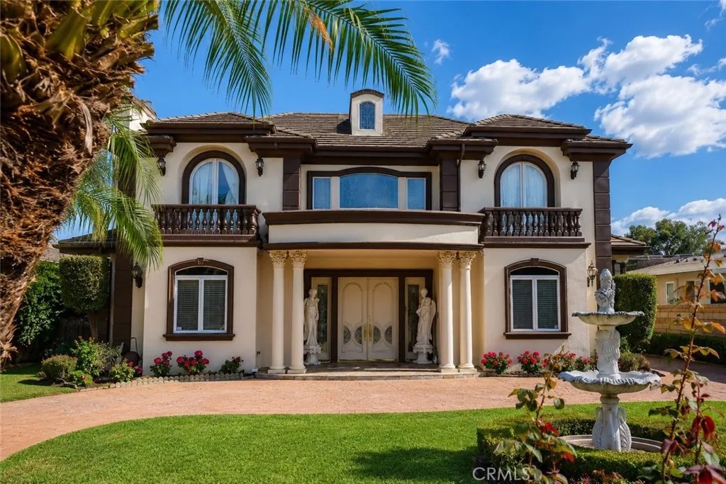 356 W Palm Drive