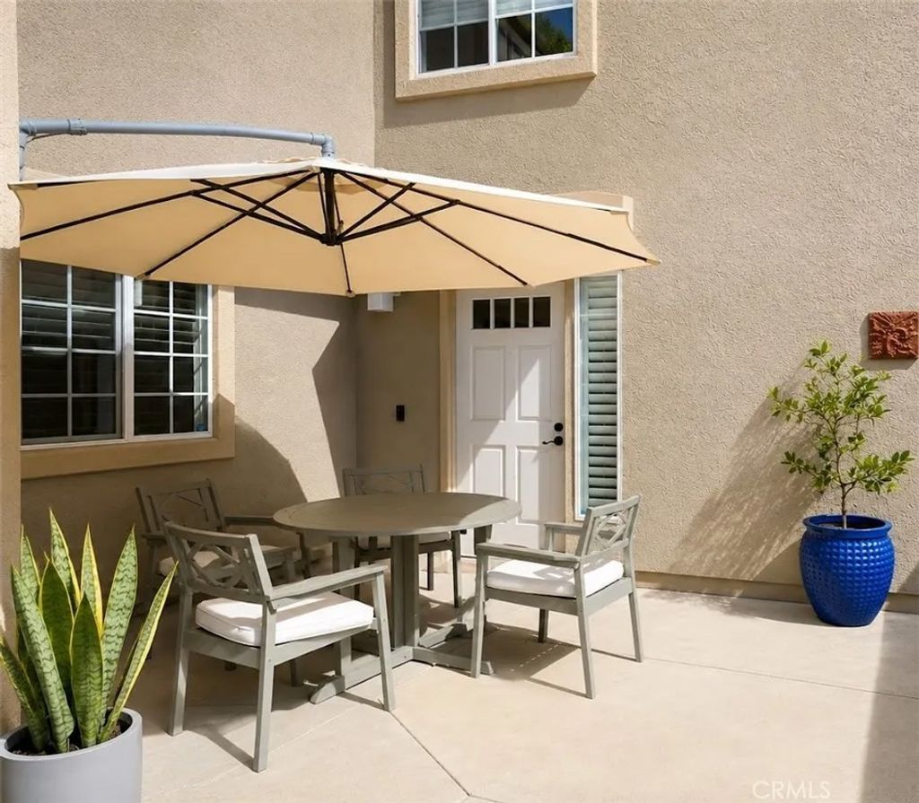 Photo of 27937 Carrington, Mission Viejo, CA 92692 (MLS # CV26086768)