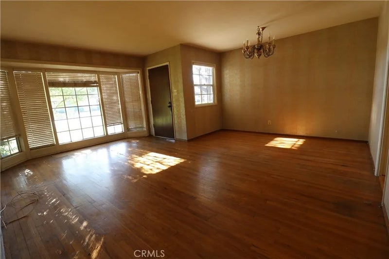 12942 Yorba