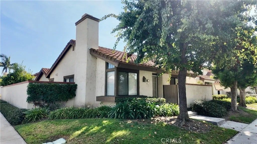 Photo of 17 Filare, Irvine, CA 92620 (MLS # PW25247738)