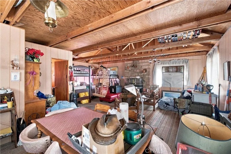 5761 Sheep Creek