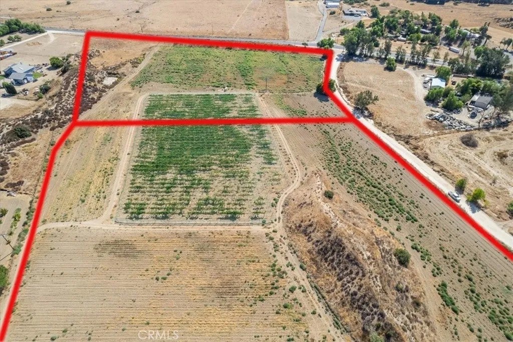 Photo of 43900 Highway 79, Aguanga, CA 92536 (MLS # SW26220703)