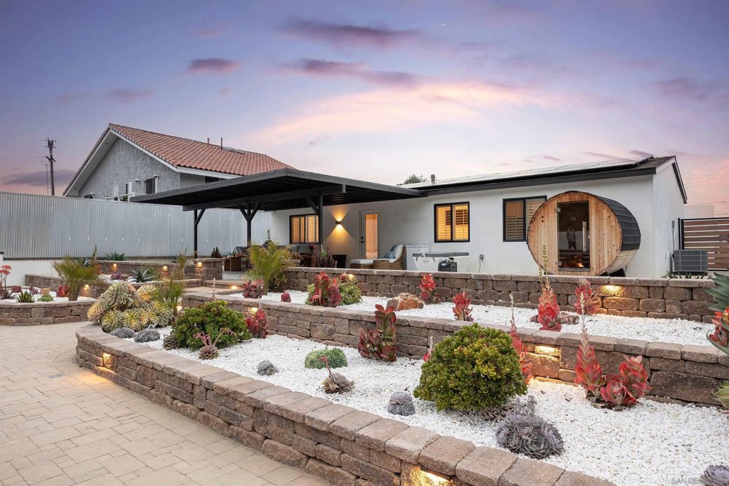 Photo of 3011 Lloyd St, San Diego, CA 92117 (MLS # 2601002)