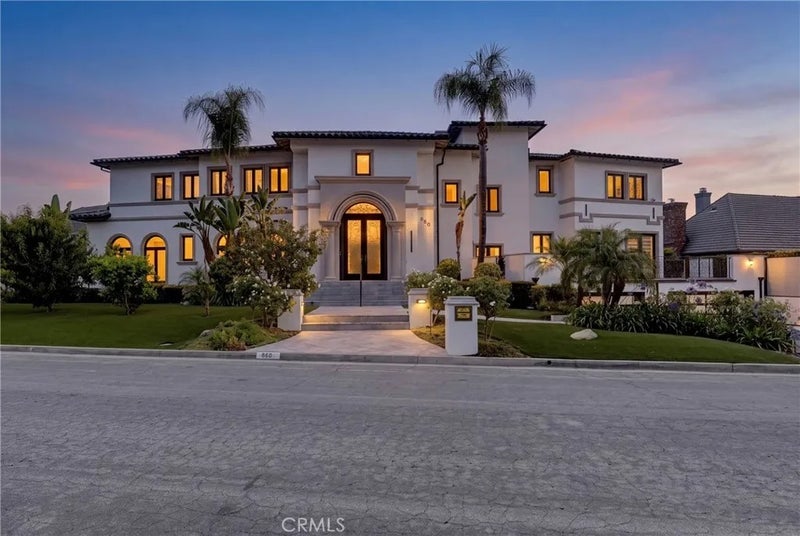 860 Greenridge Drive