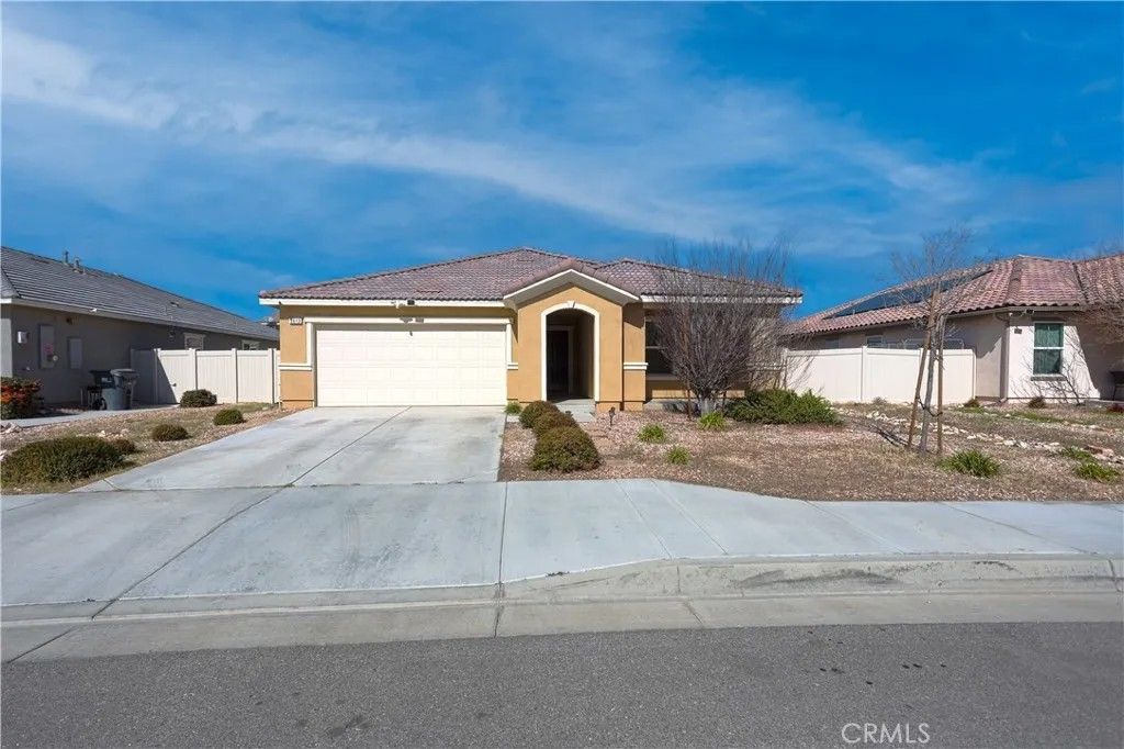 Photo of 3613 Garnet Lane, Lancaster, CA 93535 (MLS # SR26054214)