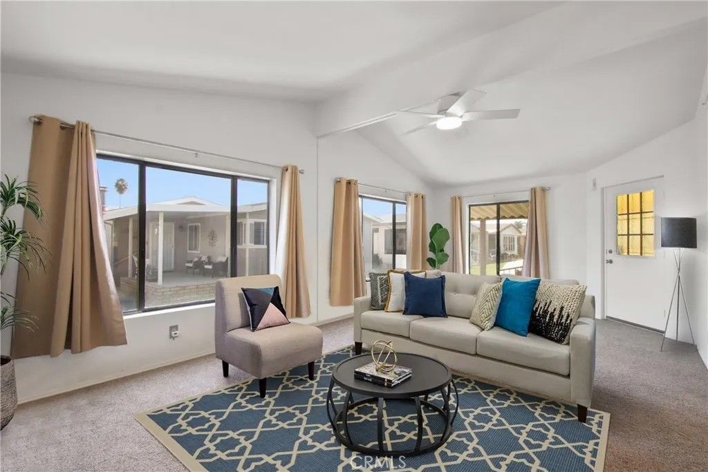 Photo of 1272 Lodgepole Dr, Hemet, CA 92545 (MLS # SW26033243)