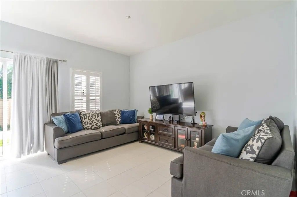 Photo of 8554 Burnet Avenue #145, North Hills, CA 91343 (MLS # SR26075285)