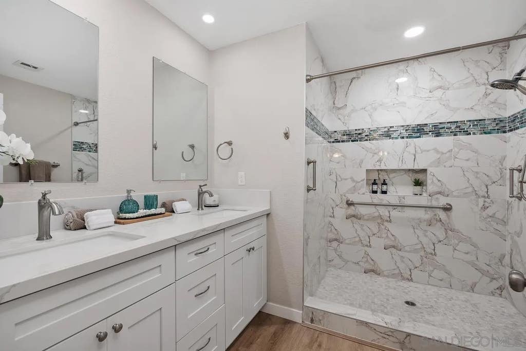 Photo of 7004 San Carlos Street, Carlsbad, CA 92011 (MLS # 2600785)