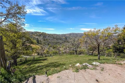 Tiny photo for 26201 Cumberland Road, Tehachapi, CA 93561 (MLS # CV25252181)