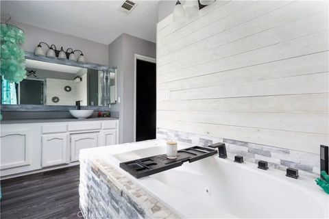 Tiny photo for 26201 Cumberland Road, Tehachapi, CA 93561 (MLS # CV25252181)